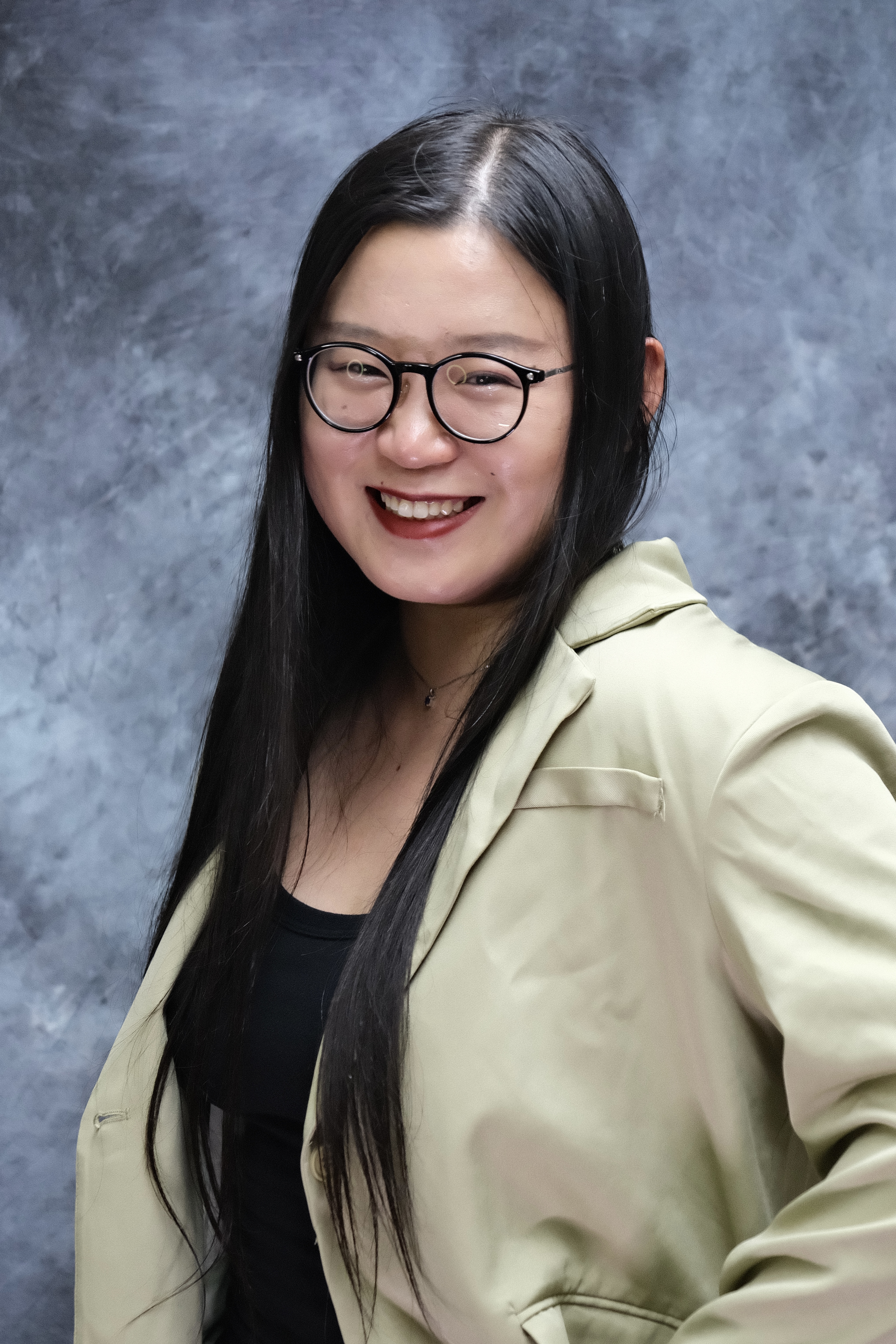 Xin Frida Qi portrait